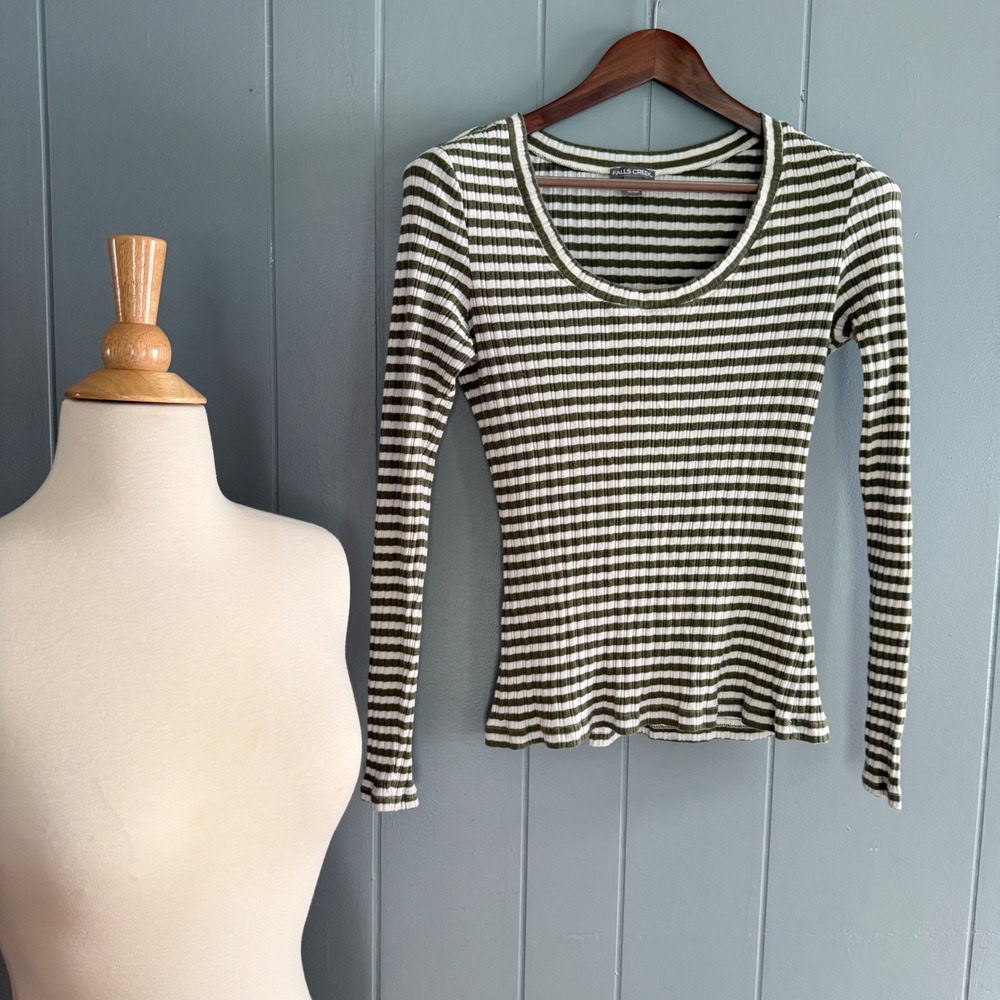 Falls Creek Womens Medium Olive Green White Striped‎ Ribbed Top Scoop Neck